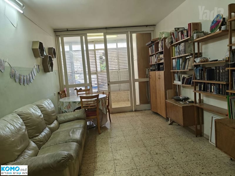 Photo from Komo – 3.5 Rooms • ₪5,800, ההגנה כפר אז"ר 3, Kfar Azar, Ramat Gan (1)