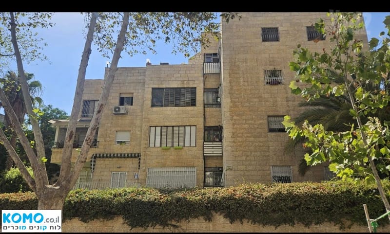 Photo from Komo – 3 Rooms • ₪7,500, בני בתירא 13, Gonenim (Katamonim), Jerusalem (1)
