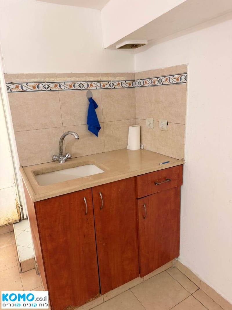 תמונה מקומו – סטודיו • 3,300 ₪, מקוה ישראל 3, לב תל אביב, תל אביב (1)