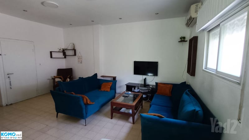 Photo from Komo – 2 Rooms with roommates • ₪2,500, אמנון ותמר 33, Marom Nave, Ramat Gan (1)