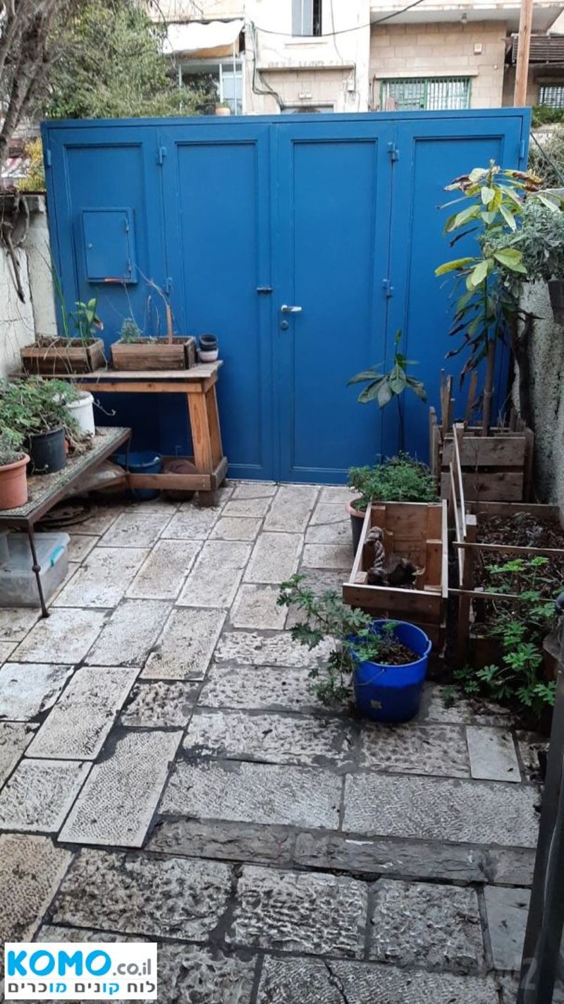 תמונה מקומו – חדר וחצי • 4,200 ₪, חזקיהו המלך 23, קטמון הישנה, ירושלים (1)