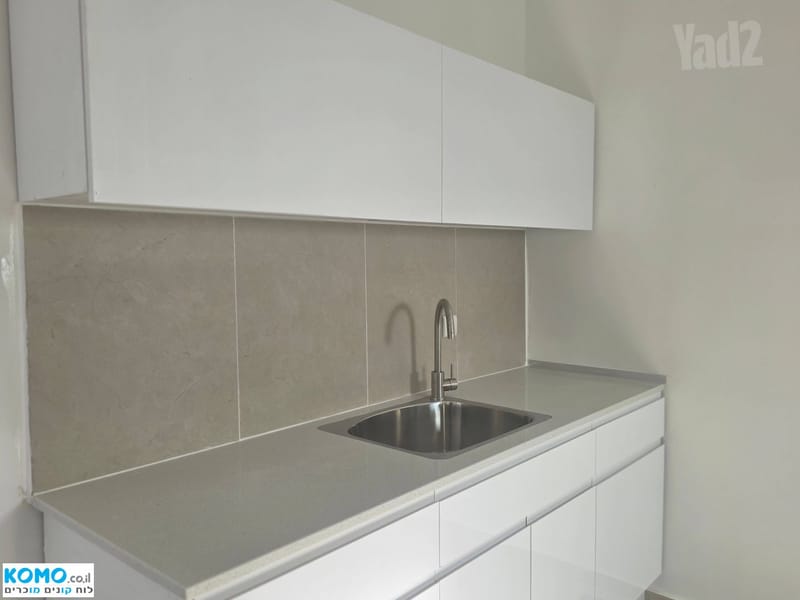 Photo from Komo – 3 Rooms • ₪6,500, שד ירושלים 81, Tel Yehuda, Ramat Gan (1)