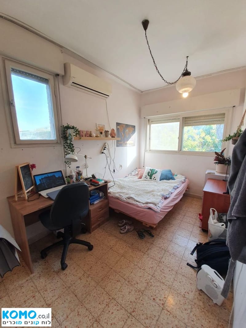 Photo from Komo – 4 Rooms with roommates • ₪1,325, שלום עליכם 18, Ziv, Haifa (1)