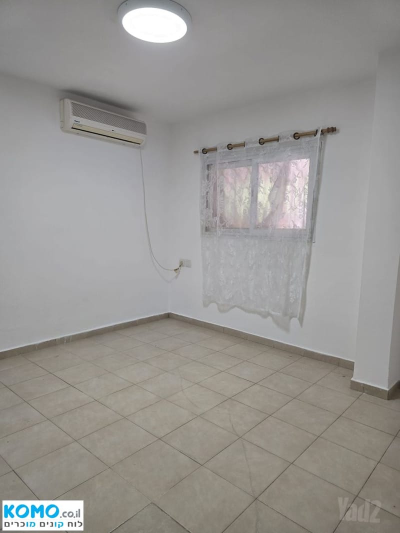 Фото с Komo – 3 Комнаты • 5,500 ₪, בורמה 23, Кирьят Шалом, Тель-Авив (1)