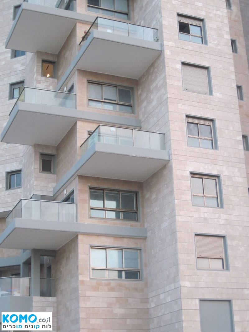 תמונה מקומו – 4 חדרים • 8,200 ₪, אח"י להב 3, שער הים, ראשון לציון (1)