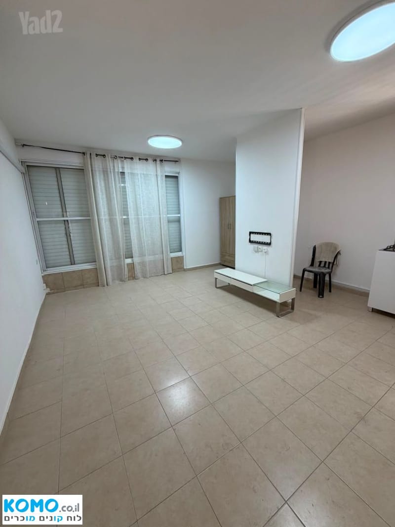 Photo from Komo – 4 Rooms • ₪5,200, רוטנברג 11, Abramovitz, Rishon LeZion (1)