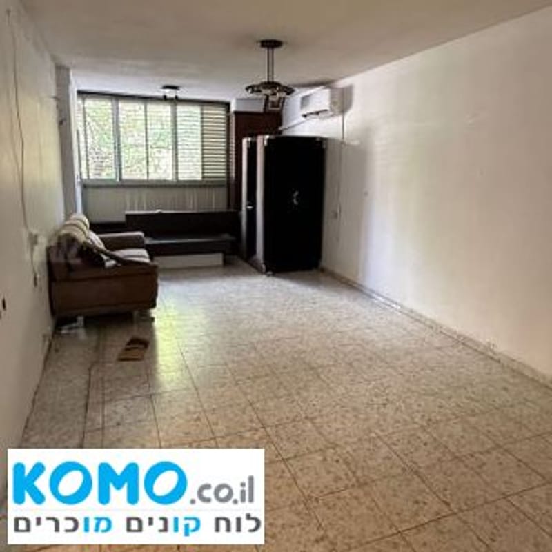 Фото с Komo – 4.5 Комнаты • 7,500 ₪, אנגלנדר יהודה 10, Аришоним, Рамат-Ган (1)