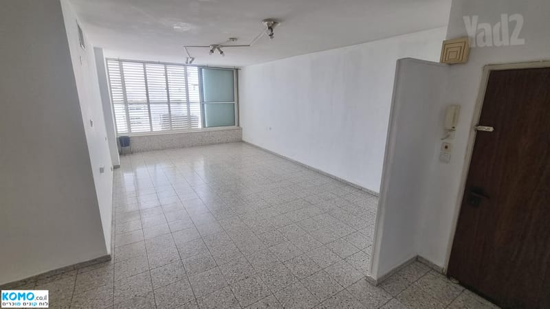 תמונה מקומו – 4.5 חדרים • 6,500 ₪, הרב לנדרס 16, רמת עמידר, רמת גן (1)