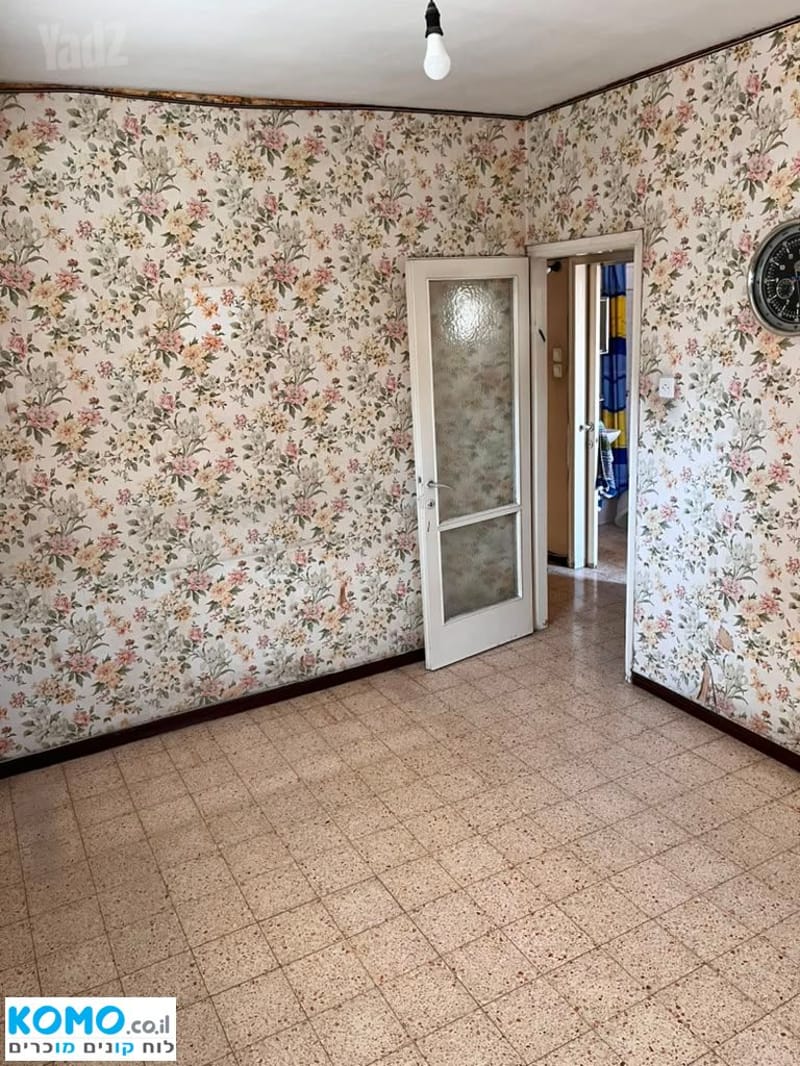 Фото с Komo – 3 Комнаты • 5,500 ₪, המבדיל 5, Шикун Ватиким, Рамат-Ган (1)