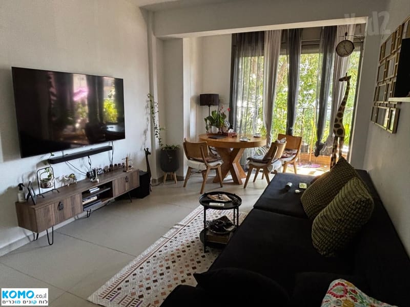 Photo from Komo – 3.5 Rooms • ₪6,200, פנחס 25, HaBilu'im, Ramat Gan (1)