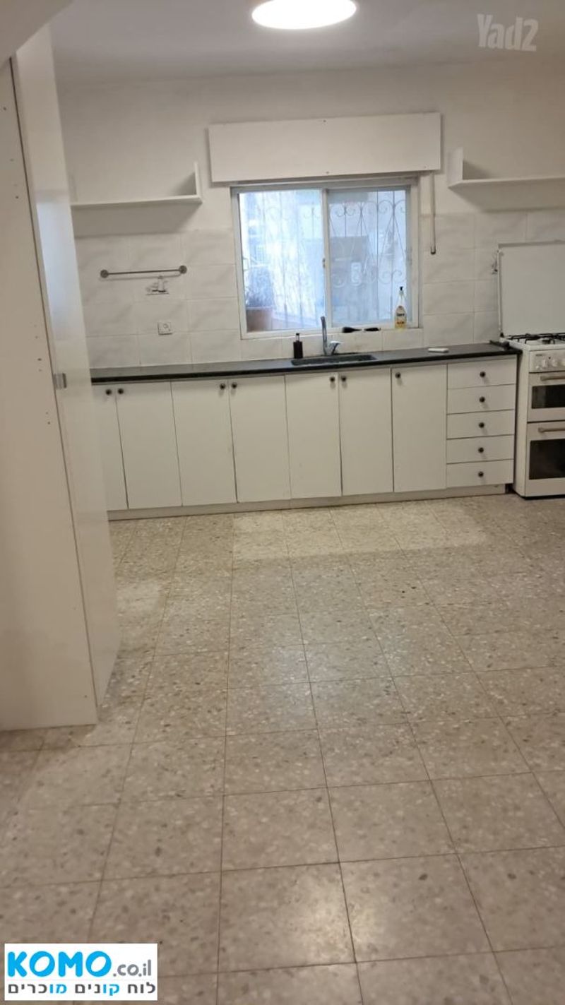 תמונה מקומו – 3 חדרים • 5,500 ₪, חסדא 3, קטמונים, ירושלים (1)
