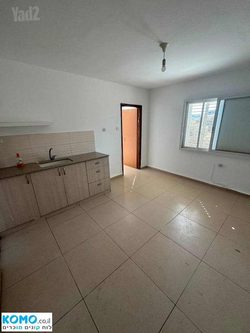 Photo from Komo – 2 Rooms • ₪1,899, משה חיים שפירא 7, Kiryat Shmuel, Haifa (1)