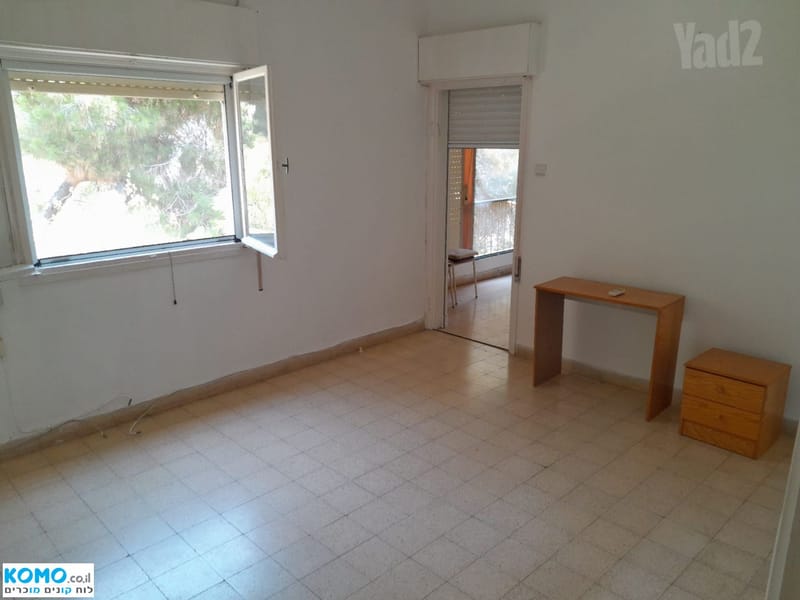 תמונה מקומו – 2.5 חדרים • 2,800 ₪, שד טרומפלדור 13, נווה שאנן, חיפה (1)