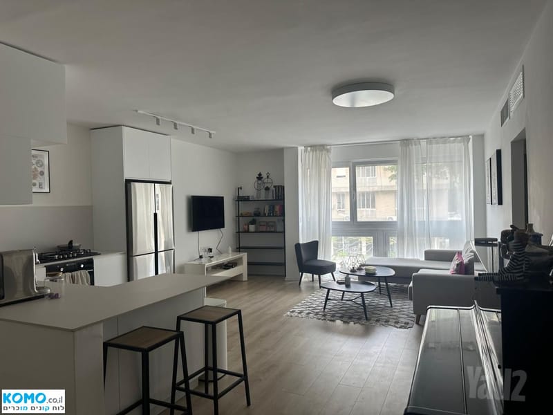 תמונה מקומו – 4 חדרים עם שותפים • 12,800 ₪, סמ העליה 36, פלורנטין, תל אביב (1)