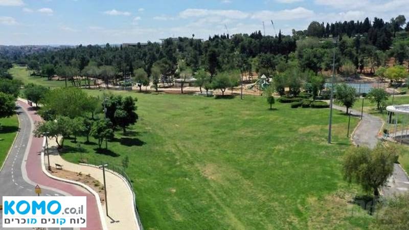 תמונה מקומו – 4.5 חדרים • 8,700 ₪, שד בן צבי יצחק 37, רחביה, ירושלים (1)