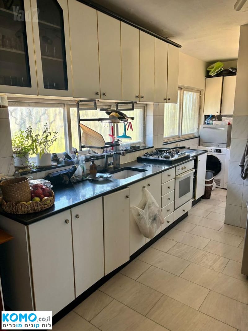 תמונה מקומו – 3 חדרים • 4,900 ₪, שרמן משה 1, רמת הטייסים, תל אביב (1)
