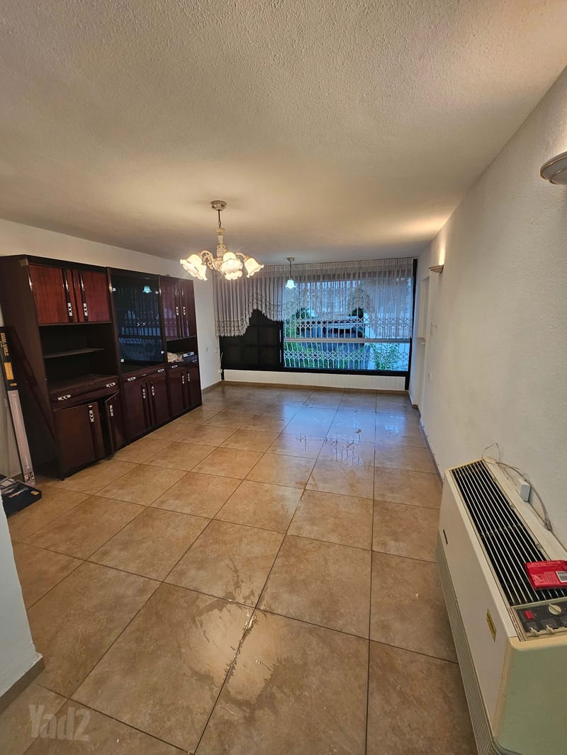 תמונה מיד2 – 3 חדרים • 4,250 ₪, הטייסים 8, רמת בן-צבי, נס ציונה (1)