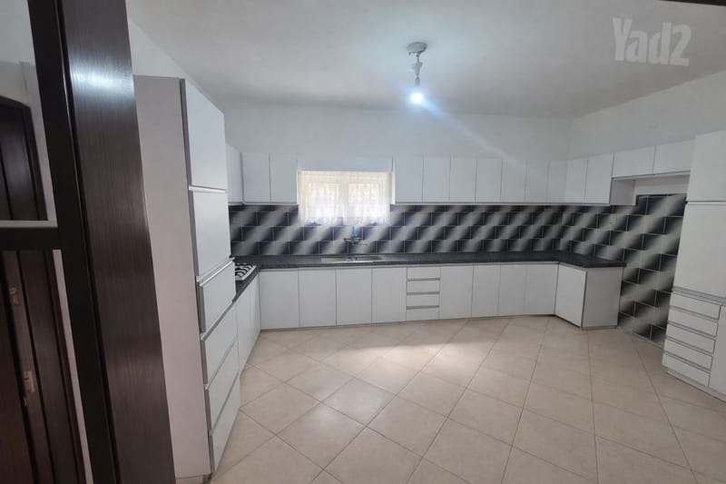 תמונה מיד2 – 6 חדרים • 4,700,000 ₪, יוסף שפרינצק, נאות גנים, נתניה (1)