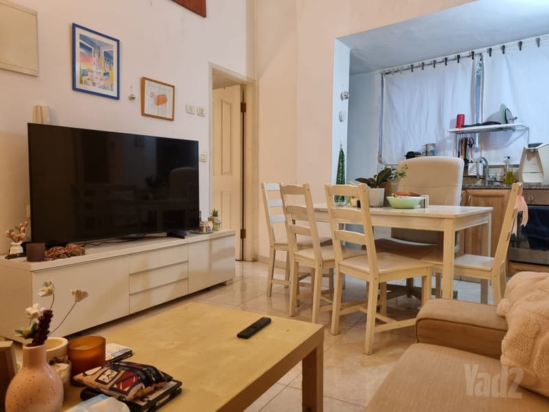 Photo from Yad2 – 2 Rooms • ₪4,450, המלך ג'ורג' 12, City Center, Jerusalem (1)