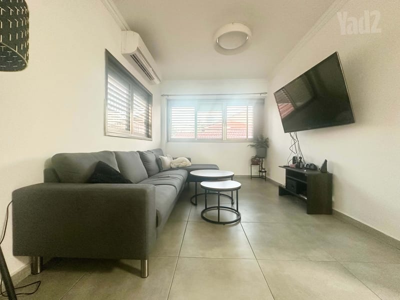 תמונה מיד2 – 3 חדרים • 5,900 ₪, יחיעם, נווה עמל, הרצליה (1)