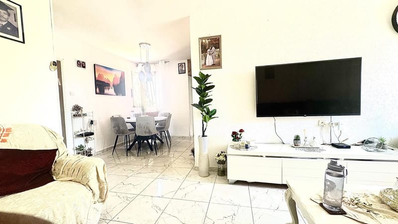 תמונה מיד2 – 3 חדרים • 4,400 ₪, זלמן שניאור 43, קרית נורדאו, נתניה (1)