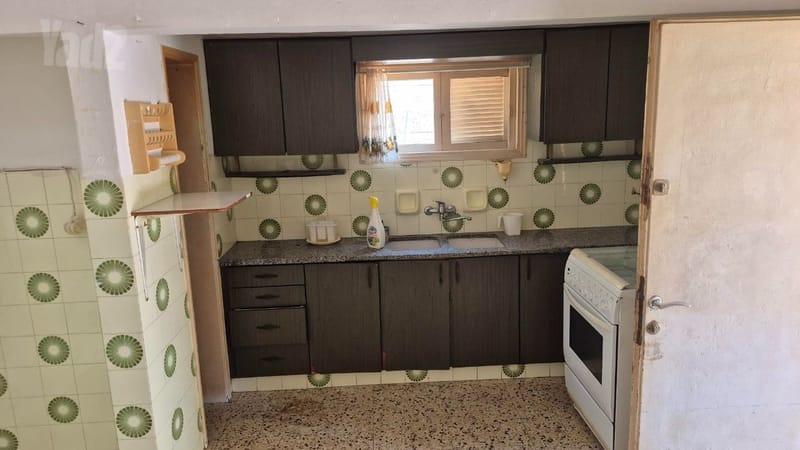 תמונה מיד2 – 2 חדרים • 3,500 ₪, סעדיה גאון 9, שעריים, רחובות (1)