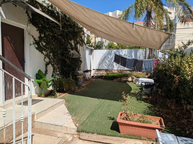 תמונה מיד2 – סטודיו • 2,600 ₪, הרב זכריה מדאר 14, שעריים, רחובות (1)