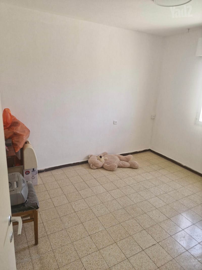 Photo from Yad2 – 4 Rooms • ₪2,500, מילוס 16, Shchuna He, Beer Sheva (1)