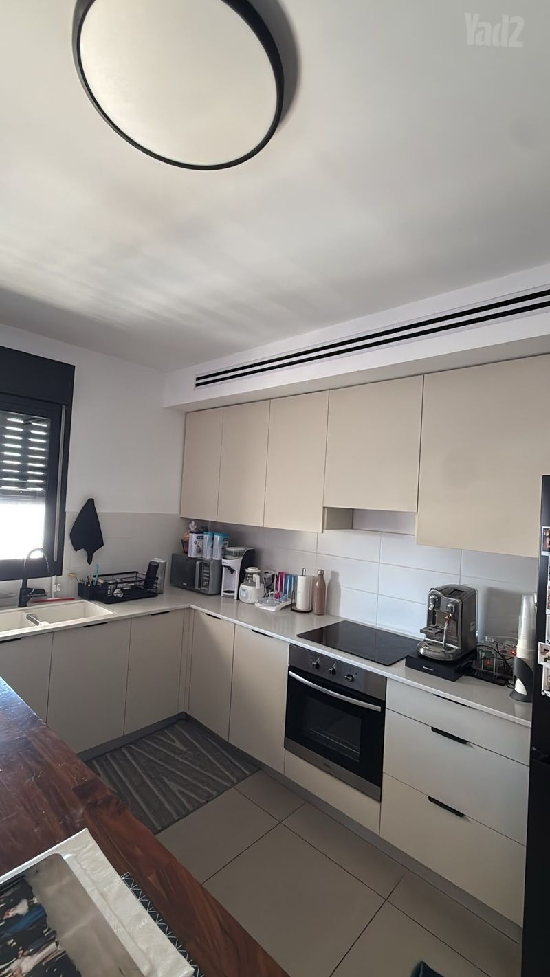 Photo from Yad2 – 5 Rooms • ₪8,500, שלמה לוי 8, Narkisim, Rishon LeZion (1)