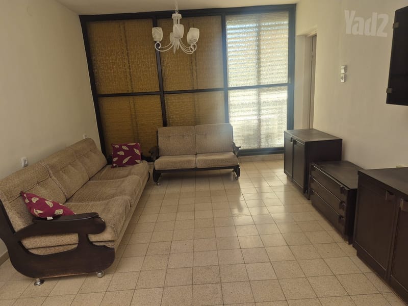 Photo from Yad2 – 3 Rooms • ₪6,000, העלייה הראשונה, Neve Yehoshua, Ramat Gan (1)