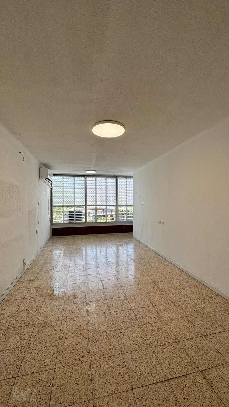Photo from Yad2 – 3 Rooms • ₪4,200, כצנלסון 27, Ramat Yosef, Bat Yam (1)