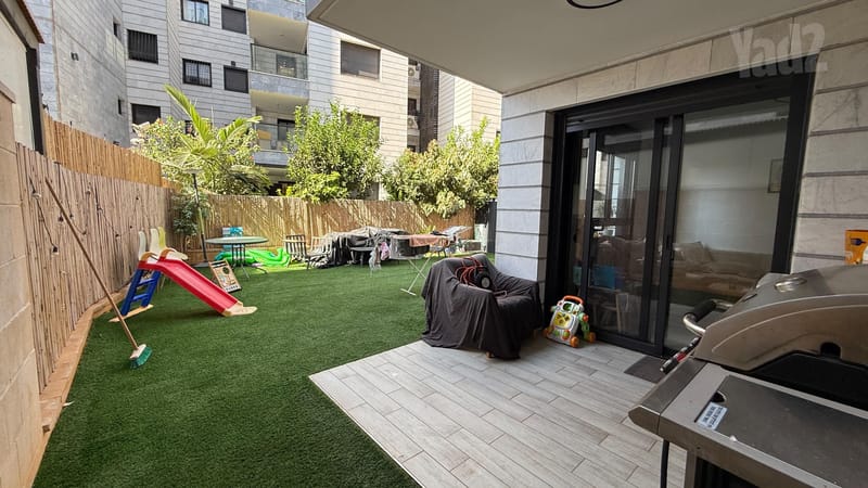 Photo from Yad2 – 2.5 Rooms • ₪5,200, רפאל איתן 30, Neot Shamir, Ramla (1)
