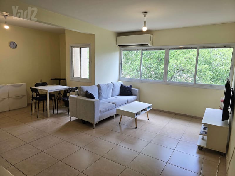 תמונה מיד2 – 3 חדרים • 4,000 ₪, קדיש לוז 5, רמת ספיר, חיפה (1)