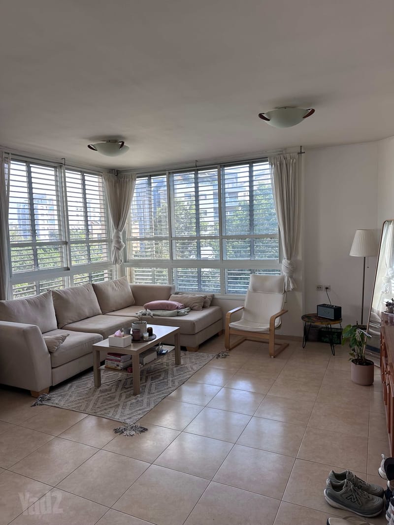 תמונה מיד2 – 3 חדרים • 6,950 ₪, פועלי הרכבת 33, פועלי הרכבת, גבעתיים (1)