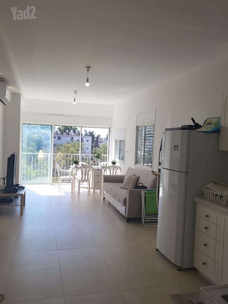 תמונה מיד2 – 3 חדרים • 4,800 ₪, טשרניחובסקי 5, כרמל צרפתי, חיפה (1)