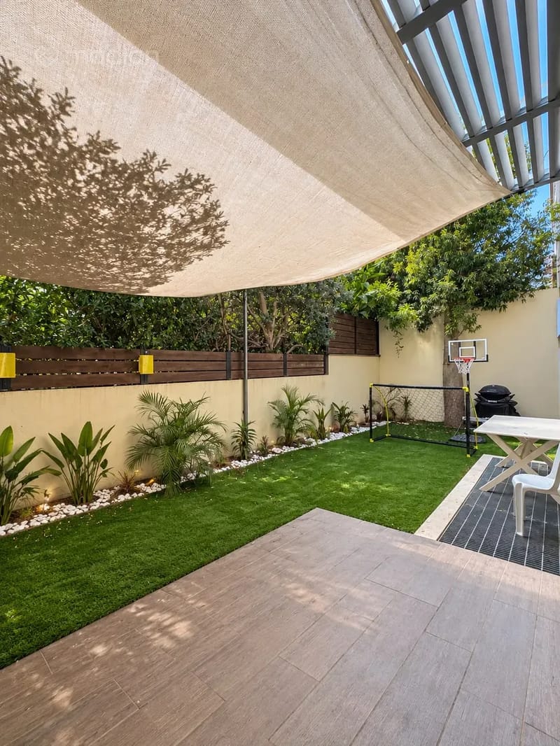 תמונה ממדלן – 8 חדרים • 20,000 ₪, איזמוזי'ק לאה ודויד 50, גני צהלה,רמות צהלה, תל אביב (1)
