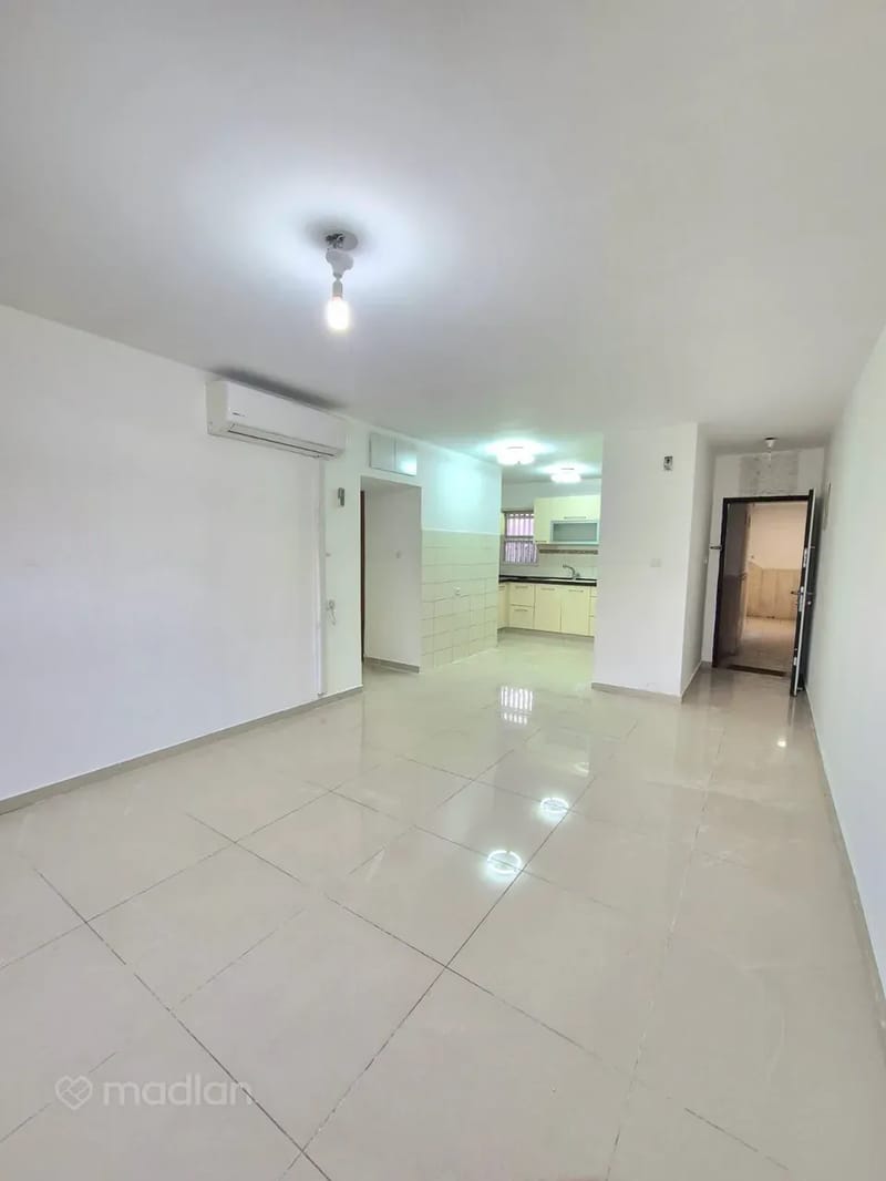 תמונה ממדלן – 4.5 חדרים • 1,735,000 ₪, שדרות ירושלים 2, הקריה - מע"ר, אשדוד (1)