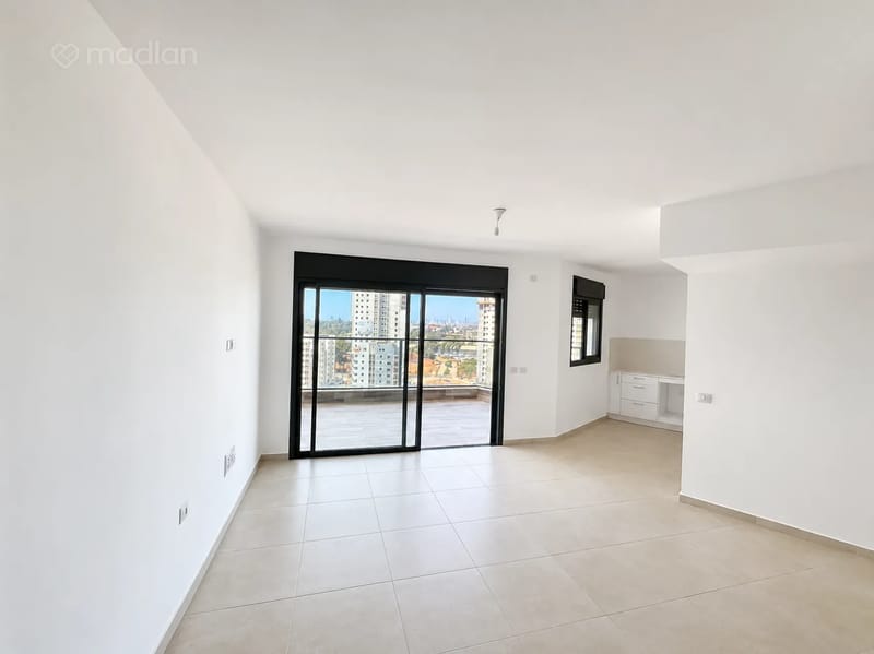 תמונה ממדלן – 4 חדרים • 7,500 ₪, הגיא 22, האקליפטוס, באר יעקב (1)