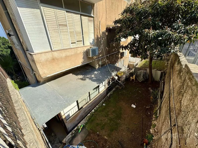 תמונה ממדלן – 2.5 חדרים • 3,100 ₪, ארלוזורוב 52, הדר מרכז, חיפה (1)