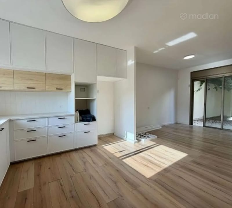 תמונה ממדלן – 7 חדרים • 17,600 ₪, אבוקה 9, גני צהלה,רמות צהלה, תל אביב (1)
