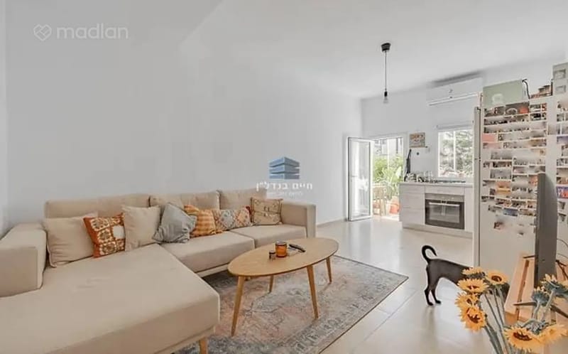 תמונה ממדלן – 3 חדרים • 6,300 ₪, יעקב פיינברג 10, שינקין, גבעתיים (1)