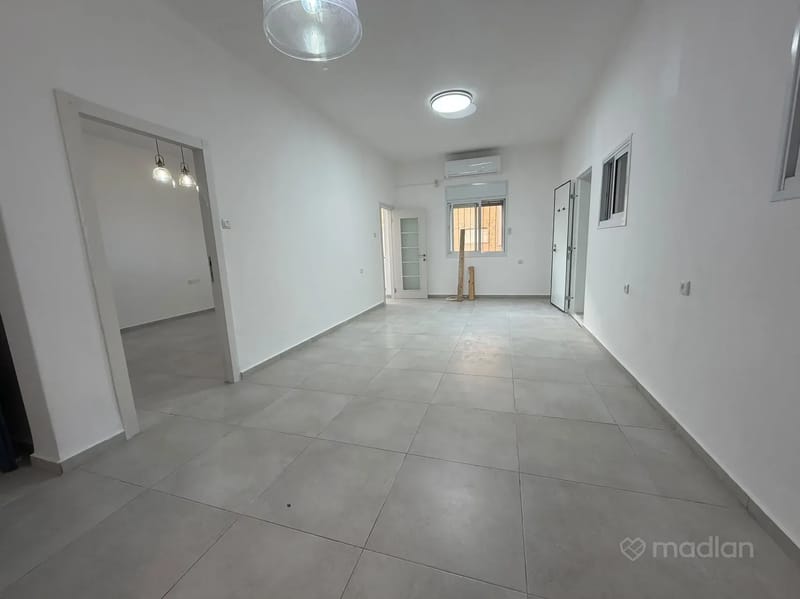 תמונה ממדלן – 3 חדרים • 4,500 ₪, ודגווד 38, מרכז הכרמל, חיפה (1)