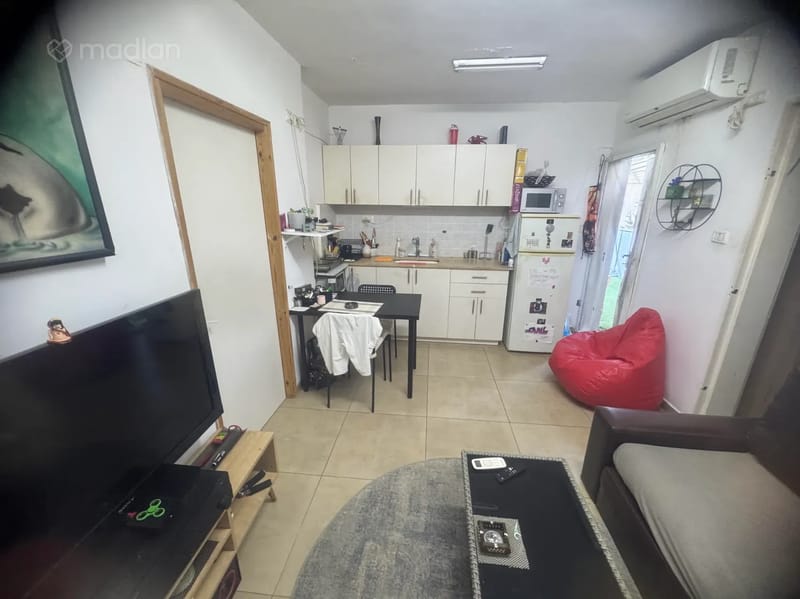 תמונה ממדלן – 2 חדרים • 2,450 ₪, עמוס 19, גבעת עמוס, נשר (1)