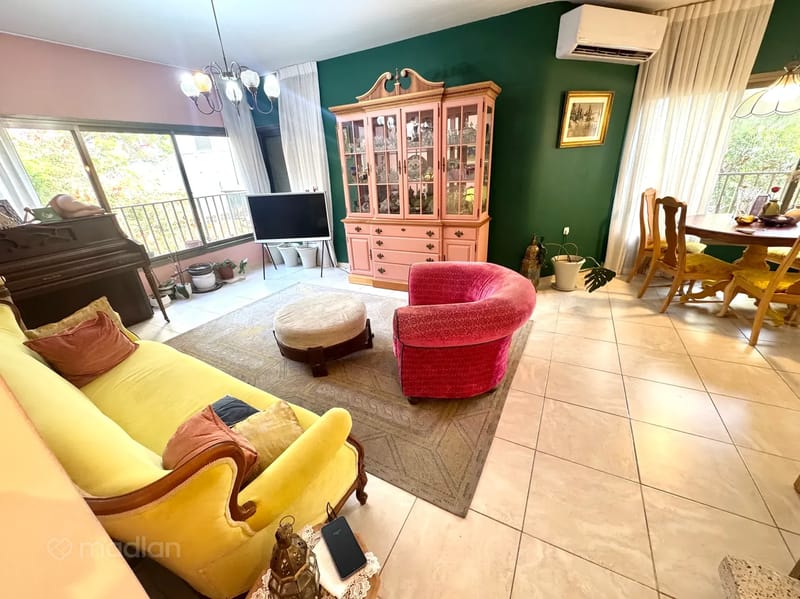 תמונה ממדלן – 5.5 חדרים • 11,000 ₪, פנחס רוזן 74, רביבים, תל אביב (1)