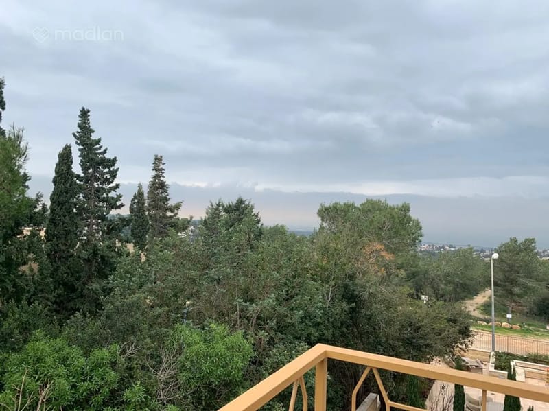 תמונה ממדלן – 5 חדרים • 2,950,000 ₪, גולדה 12, רמת גולדה, חיפה (1)
