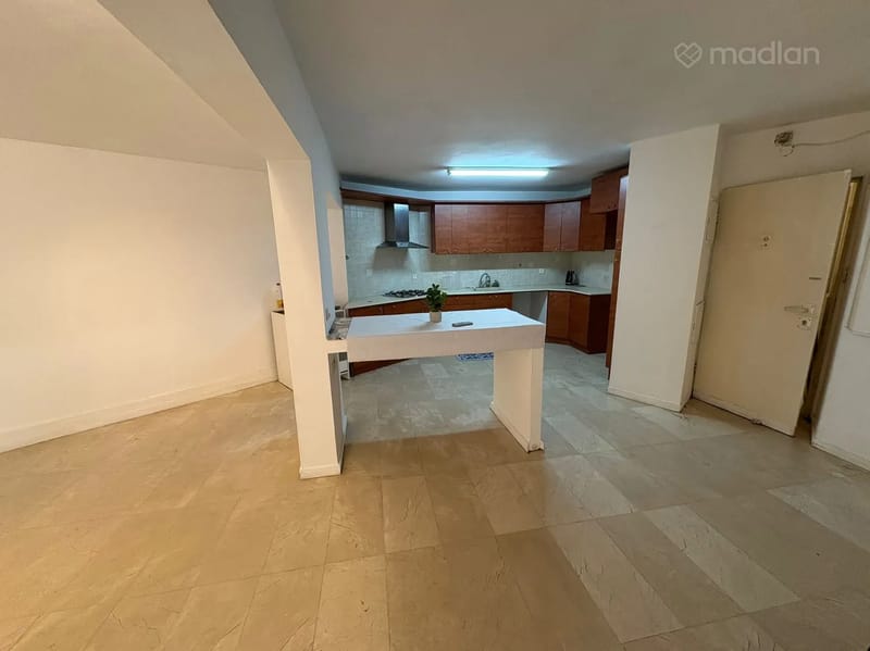 תמונה ממדלן – 3 חדרים • 6,700 ₪, יוסף הגלילי 23, בן-גוריון, רמת גן (1)