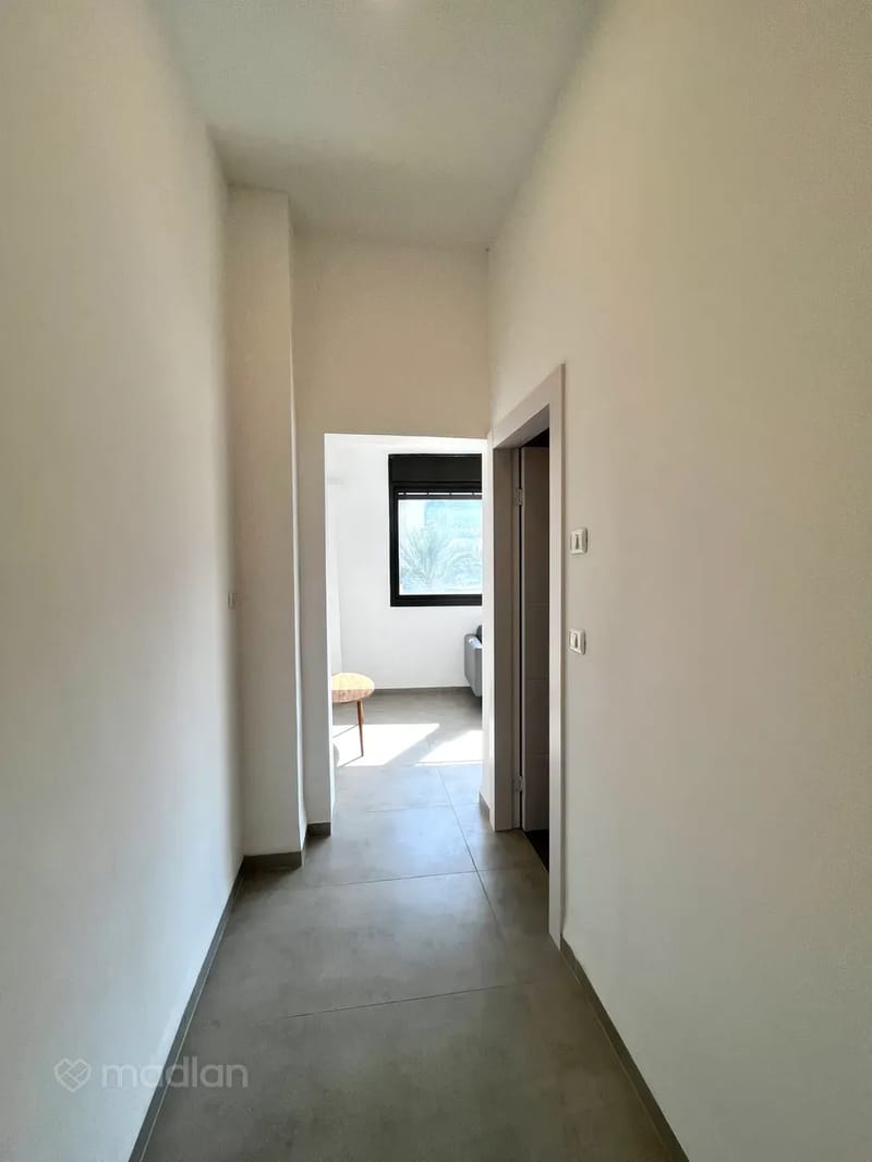 תמונה ממדלן – 2.5 חדרים • 3,200 ₪, דרך יפו 49, מושבה גרמנית, חיפה (1)