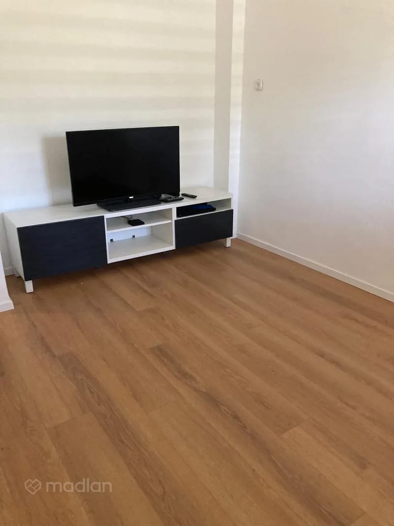 תמונה ממדלן – 4 חדרים • 2,650,000 ₪, קרן היסוד 25, קריית ויצמן, רעננה (1)