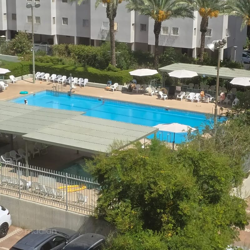 תמונה ממדלן – 4 חדרים • 3,300,000 ₪, תרע"ד 5, הראשונים, רמת גן (1)