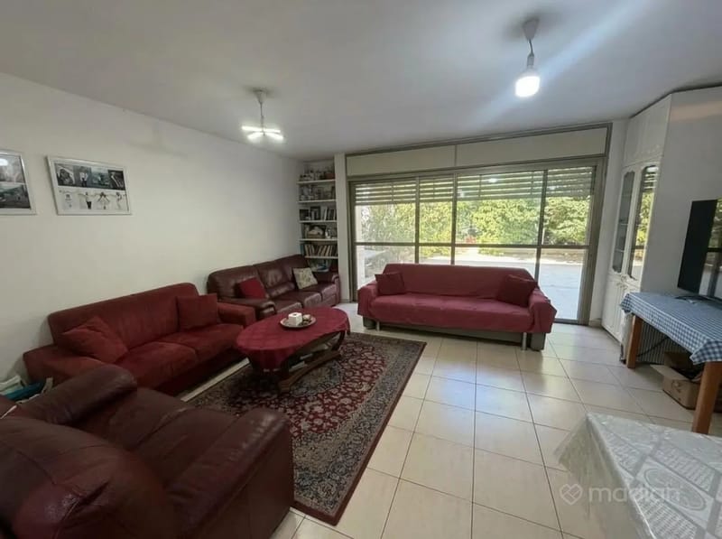 תמונה ממדלן – 6 חדרים • 6,790,000 ₪, עמק דותן 5, הדרים, כפר סבא (1)